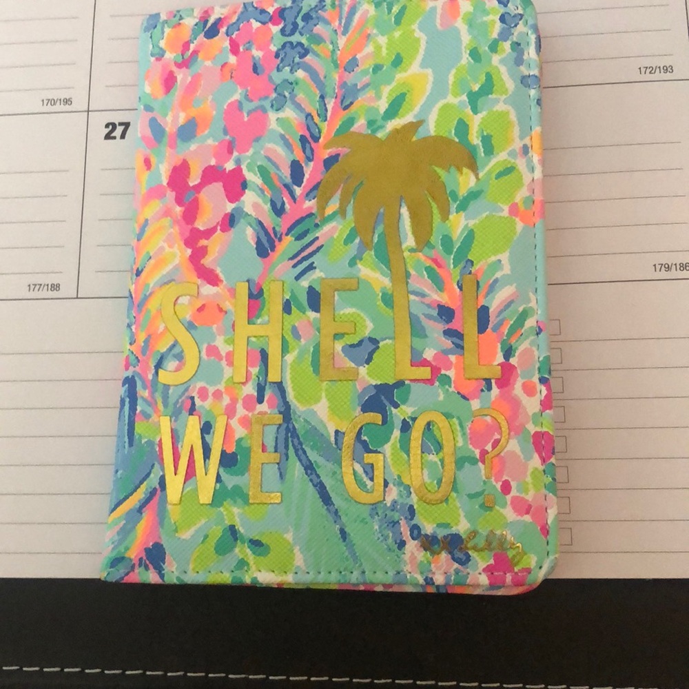 New Lilly Pullitzer passport case